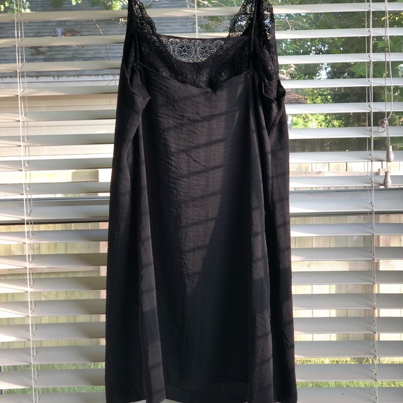 Kendal and Kylie Black slip dress. - Picture 4 of 5